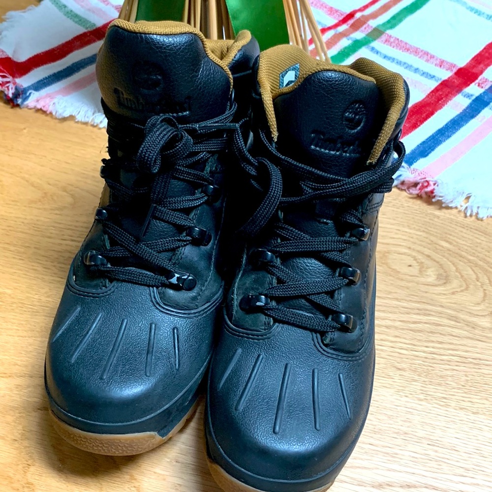 Beautiful stylish Timberlands Perfect for Winter.